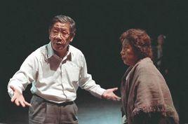 水流雲在英若誠