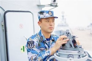 海軍首艘052D型驅逐艦首任艦長邵曙光