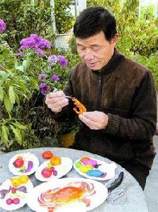 王錦榮[溫州米塑大師，浙江省優秀民間文藝人才。]