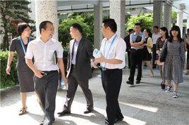 深圳市龍崗區龍城初級中學 深圳市龍崗區龍城初級中學