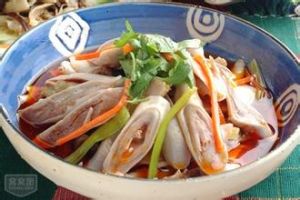 涼拌脆腸 涼拌脆腸