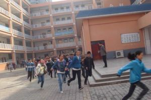 赤峰市翁牛特旗烏敦套海中學 赤峰市翁牛特旗烏敦套海中學