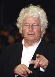 讓·雅克·阿諾 讓·雅克·阿諾