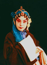 董萍[大連董萍美容有限公司董事長]