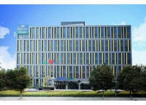 上海梅隴綠地快捷假日酒店