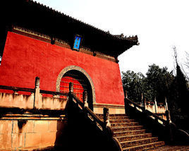 明蜀王陵 明蜀王陵