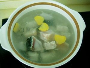 草菇青魚湯