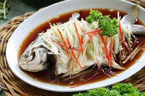 清蒸白鰱魚 清蒸白鰱魚