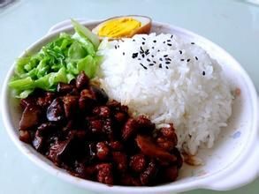 濃汁滷肉飯 濃汁滷肉飯