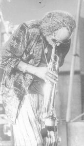 邁爾士·戴維斯在演奏