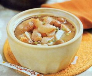 淮山圓肉燉豬手 淮山圓肉燉豬手