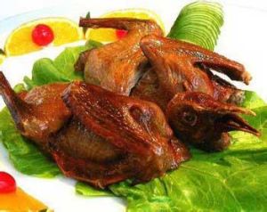 淮杞燉羅乳鴿 淮杞燉羅乳鴿