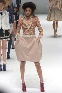 亞歷山大&middot;麥克奎