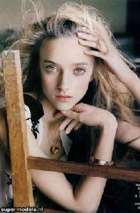 瑪瑟琳娜·索娃 瑪瑟琳娜·索娃