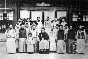 後宮皇后嬪妃及宮女