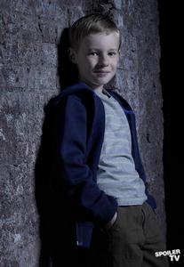 追隨[2013年起馬科斯·西恩加執導美國電視劇]