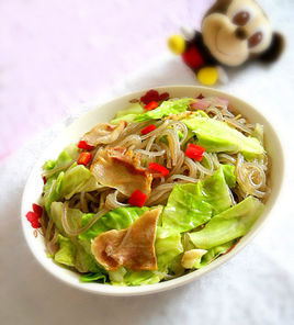 臘肉包菜燉薯粉