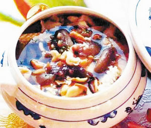 海參木耳豬腸湯 海參木耳豬腸湯