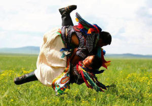 蒙古摔跤 蒙古摔跤