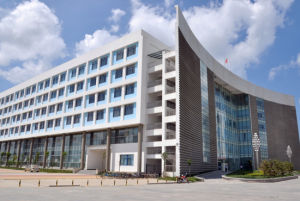 煙臺大學文經學院