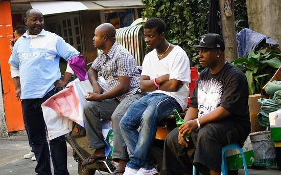 黑人何時來到中國?唐朝時曾被當作“崑崙奴”進行買賣 黑人何時來到中國?唐朝時曾被當作“崑崙奴”進行買賣