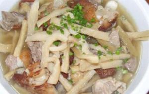 蘿蔔乾燉臘豬蹄 蘿蔔乾燉臘豬蹄