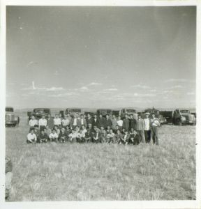 《草原晨曲》劇組