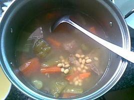 苦瓜蘿蔔湯 苦瓜蘿蔔湯