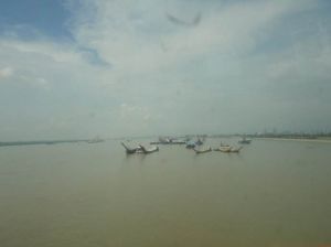 八百里洞庭 八百里洞庭