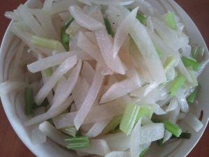 芹菜蘿蔔條 芹菜蘿蔔條