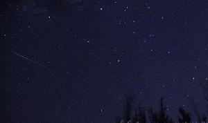 （圖）船尾座流星雨