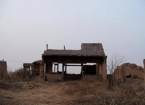 大雄寶殿損毀嚴重