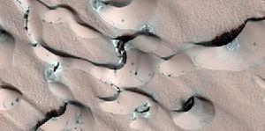 火星勘測軌道飛行器2008年4月28日拍攝的沙丘