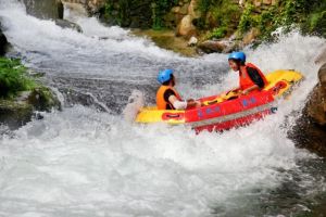 龍頸河漂流 龍頸河漂流