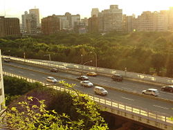 （圖）建國南北高架道路，台北市區重要的快速道路之一。