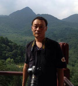 田軍[西安文理學院文化藝術中心主任、博物館館長]