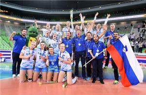 斯洛維尼亞女排獲得銀牌
