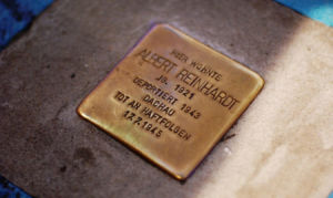 絆腳石項目 絆腳石項目