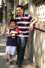 和嘉譯老爸的合影