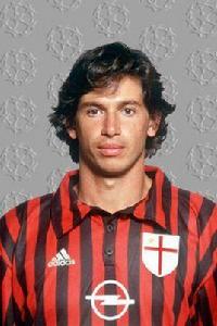 德梅特羅奧·阿爾貝蒂尼 德梅特羅奧·阿爾貝蒂尼