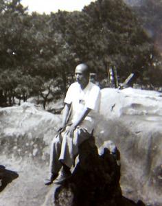 晚年的李延芳老師在北戴河