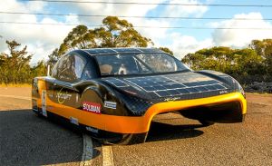 全球最快的太陽能汽車