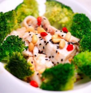 蘭花芝麻魚片 蘭花芝麻魚片