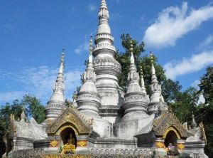 曼飛龍佛塔 曼飛龍佛塔