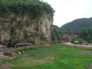 大岩腳村 大岩腳村