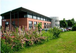 法國瓦朗謝納大學