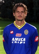 納塔萊·貢內拉 納塔萊·貢內拉