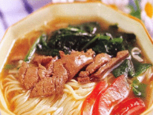 番茄菠菜豬肝面 番茄菠菜豬肝面