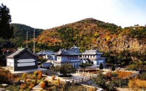 遼寧葫蘆島靈山寺