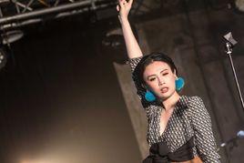 女人經痛時 女人經痛時